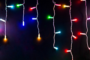 Гирлянда "Бахрома Айсикл" 4.8 х 0.6 метра. Разноцветные диоды RGB 176 шт/м, прозрачный провод, свечение с динамикой, 220 В
