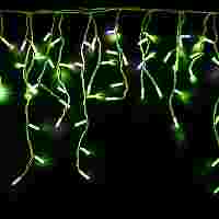 Гирлянда "Бахрома Айсикл Мерцающая" 4.8х0.6 метра. Зеленые диоды 176 шт/м, белый провод, мерцает каждый 5-ый диод белым цветом, 220В